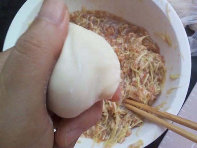 西葫芦猪肉饺子步骤8