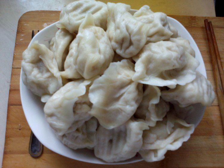 煎水饺步骤1