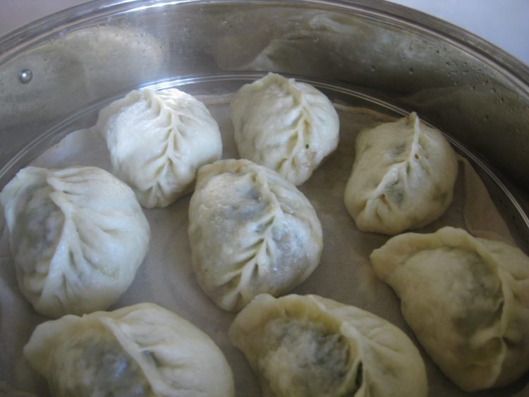 荠菜馅发面蒸饺步骤7
