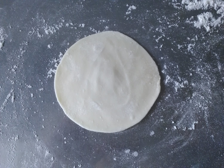 西葫芦红油水饺步骤12