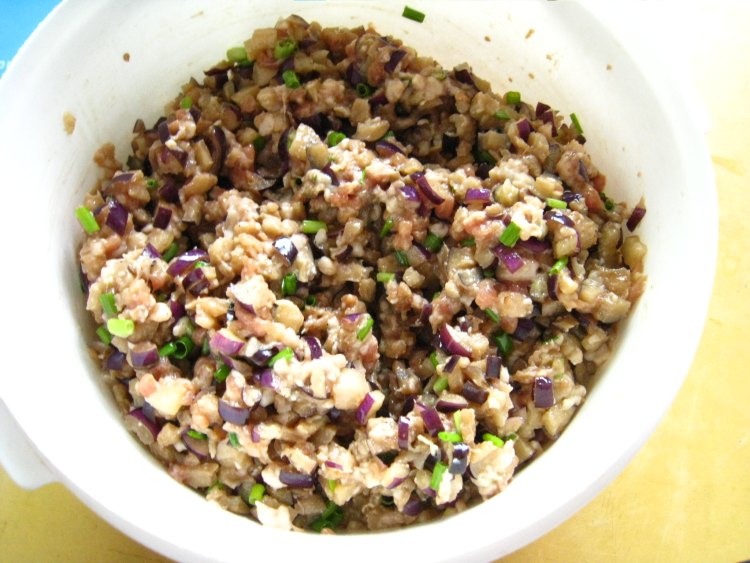 茄丁饺子步骤7