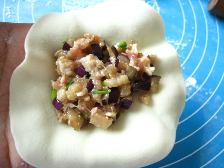 茄丁饺子步骤9