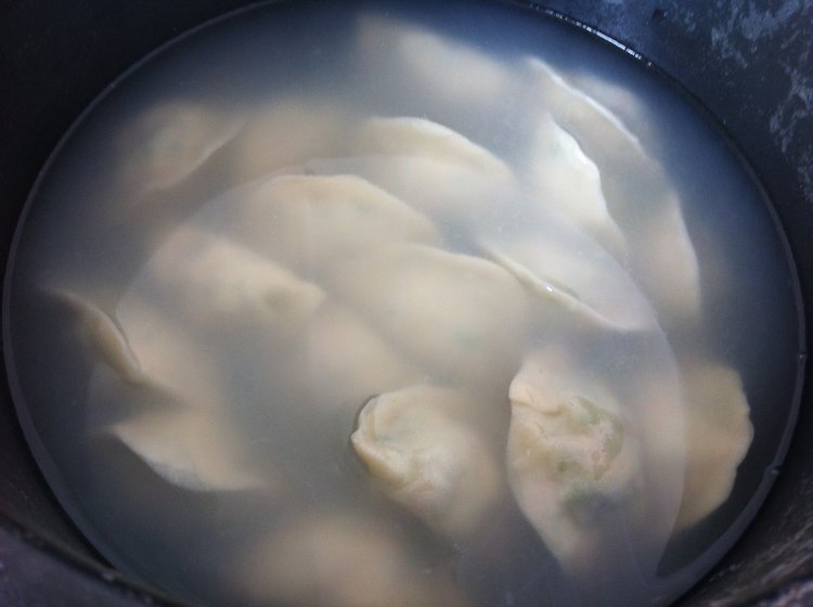 长豆角猪肉馅水饺步骤9