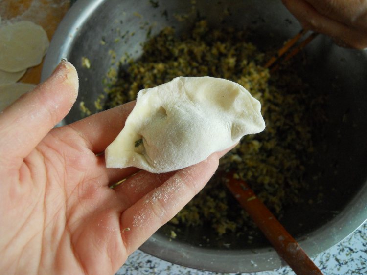 香菜萝卜猪肉饺子步骤7