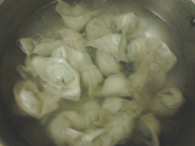 小葱白菜肉饺子步骤5