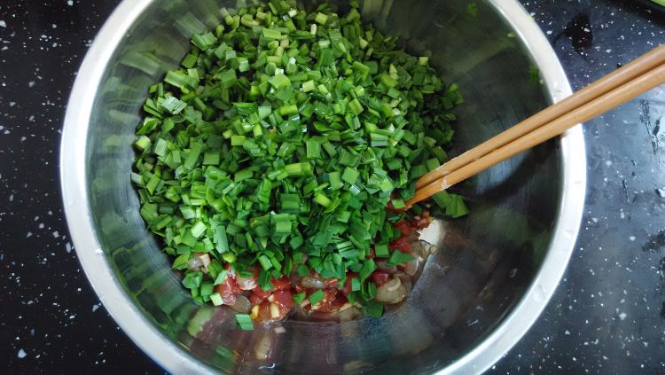 韭菜虾仁酱肉水饺步骤6