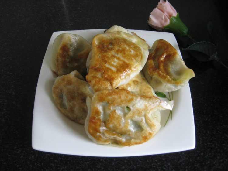 煎饺子步骤4