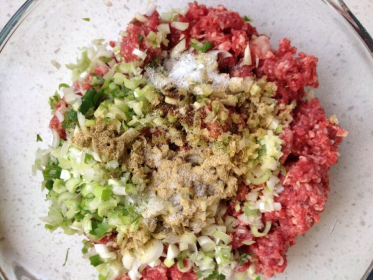 牛肉西红柿蒸饺步骤9