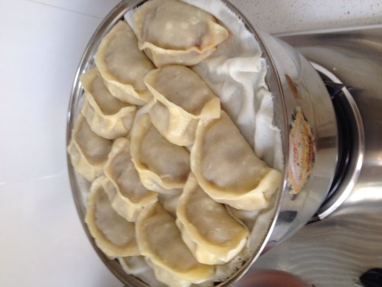 牛肉西红柿蒸饺步骤17
