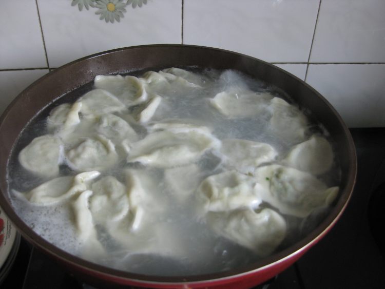 肉三鲜水饺步骤9
