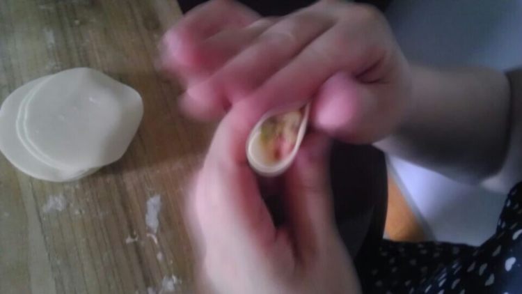 杏鲍菇肉馅饺子步骤7