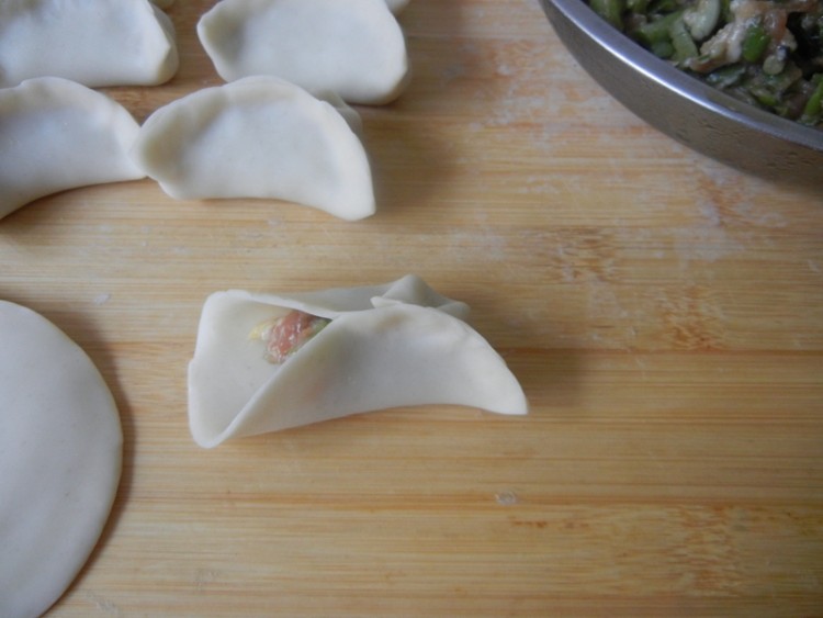 豇豆肉馅生煎饺步骤14