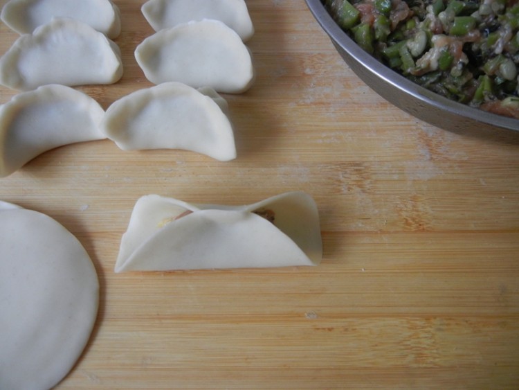豇豆肉馅生煎饺步骤13