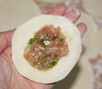 猪肉青椒豆芽蒸饺步骤10