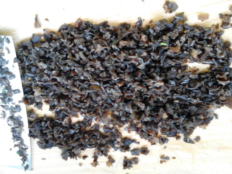 韭菜鸡蛋海米水饺步骤3