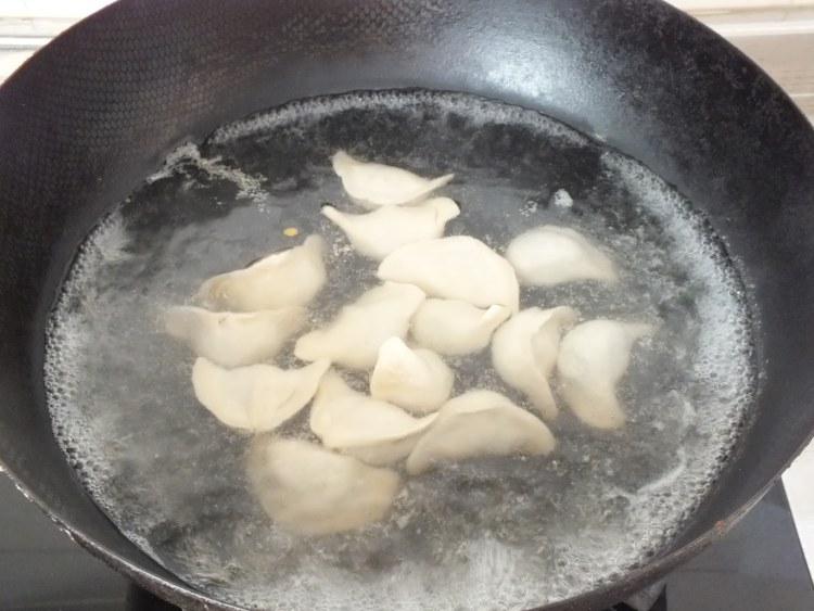 猪肉荠菜饺子步骤21