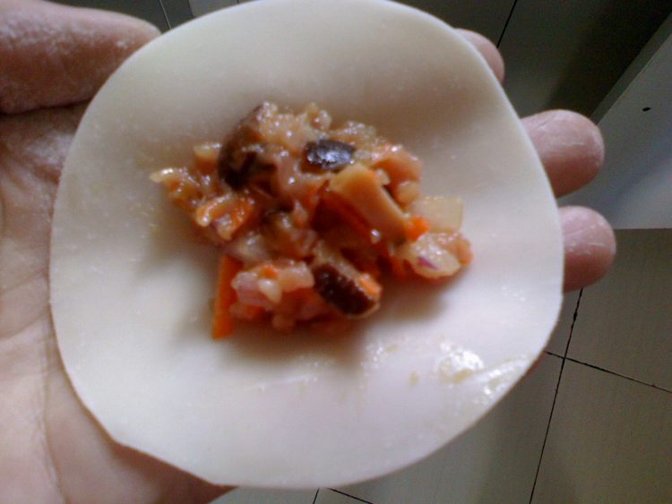 香菇猪肉水饺步骤6
