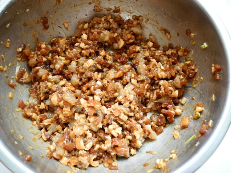 豆角虾仁猪肉水饺步骤5