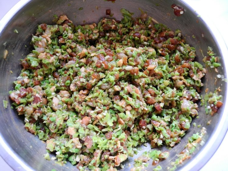 豆角虾仁猪肉水饺步骤6