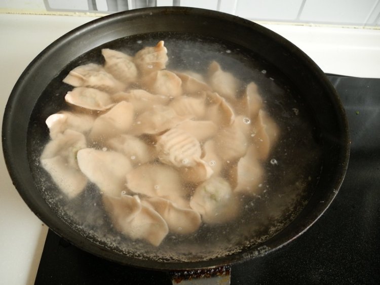 豆角虾仁猪肉水饺步骤11