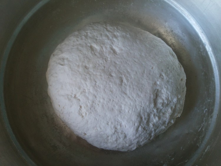 荠菜虾仁水饺步骤1