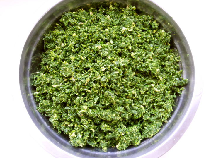 荠菜虾仁水饺步骤7