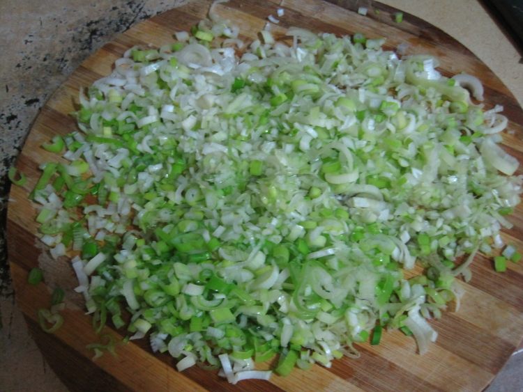 白菜猪肉馅水饺步骤2