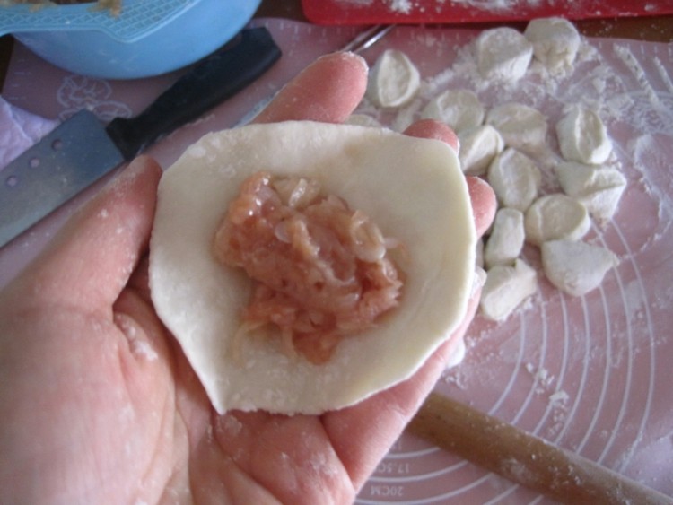 白萝卜虾皮饺子步骤12
