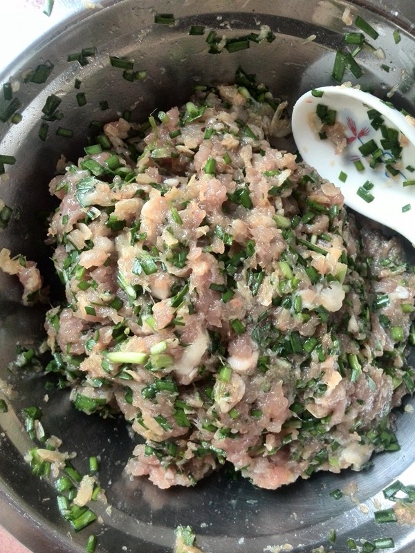 虾皮韭菜猪肉元宝饺步骤7