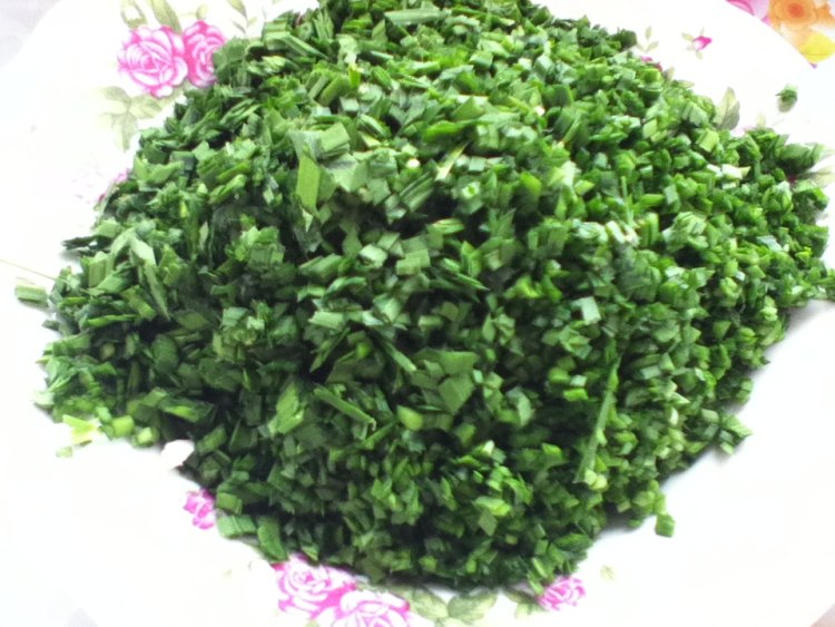 韭菜卷心菜饺子步骤3