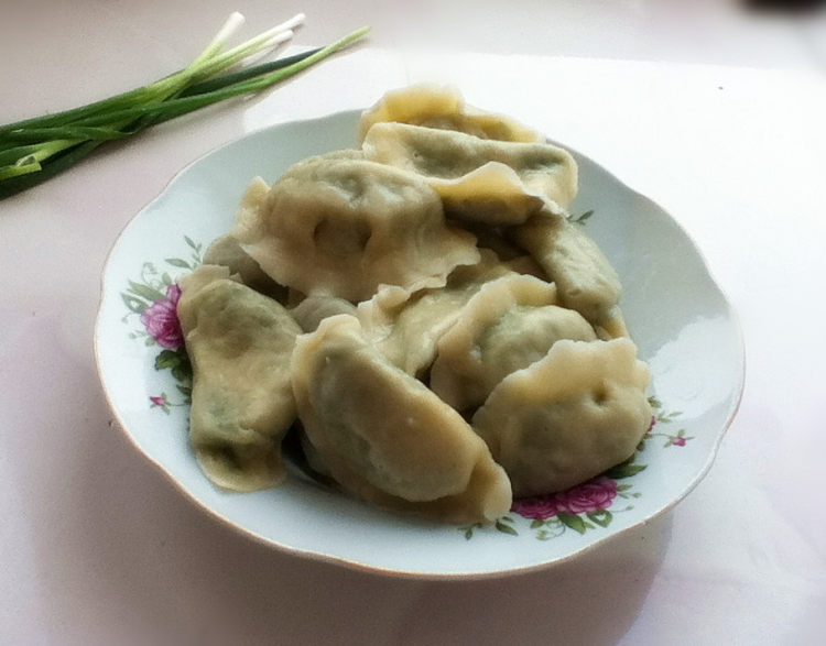 韭菜卷心菜饺子步骤16