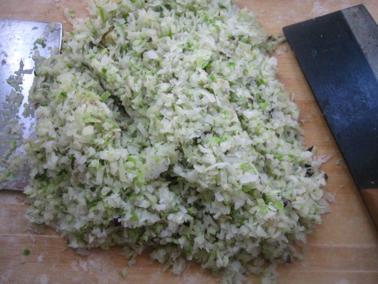 萝卜肉馅水饺步骤7