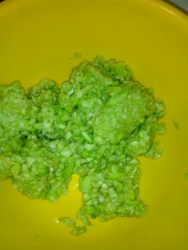 丝瓜鸡蛋水饺步骤2