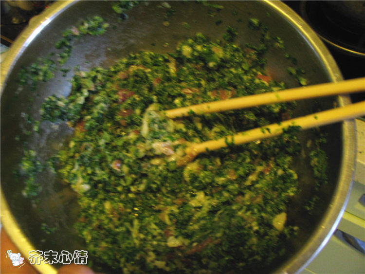 香菜猪肉饺子步骤2