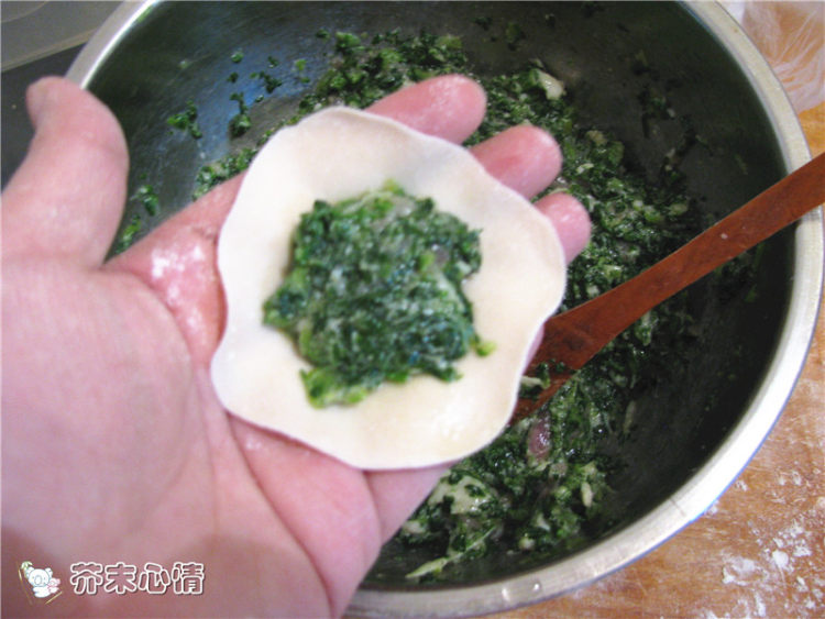 香菜猪肉饺子步骤7