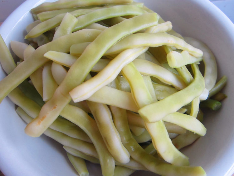 四季豆肉馅水饺步骤1