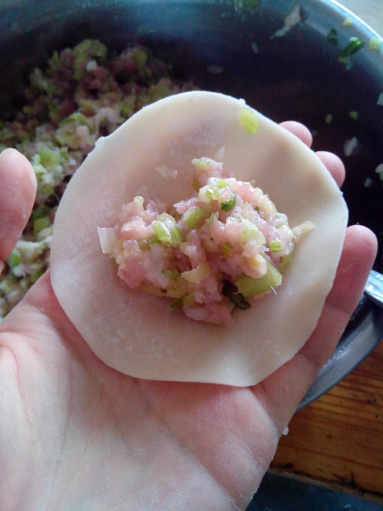 肉末芹菜水饺步骤8