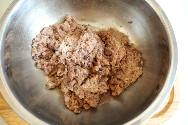 金枪鱼水饺步骤2