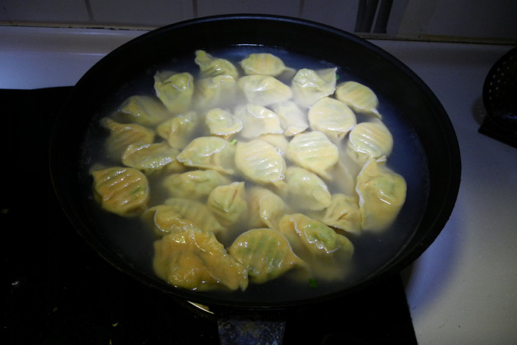 金枪鱼水饺步骤13