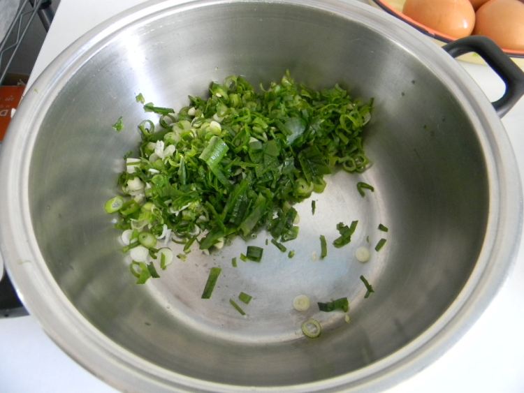 角瓜鸡蛋青椒馅水饺步骤5