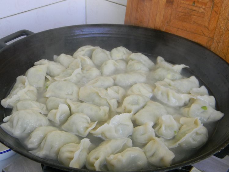 角瓜鸡蛋青椒馅水饺步骤11