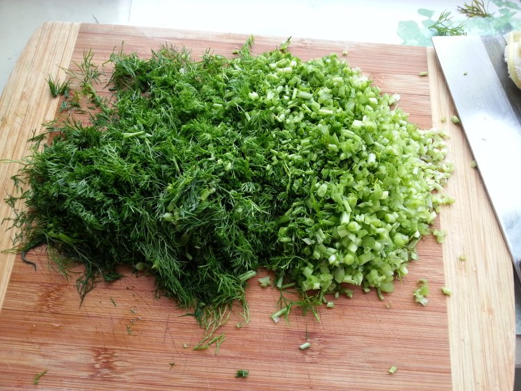 荞麦鸡蛋茴香蒸饺步骤2