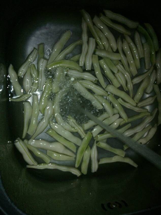 芸豆猪肉饺子步骤2