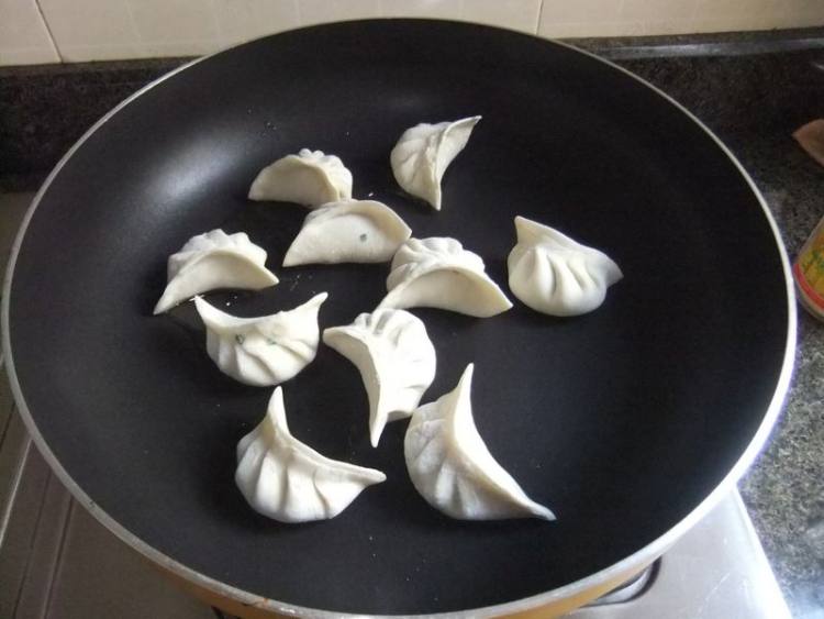 韭菜猪肉煎饺步骤6