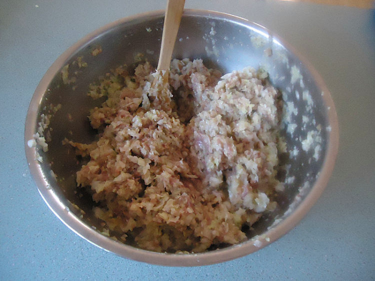猪肉大白菜蒸饺步骤9