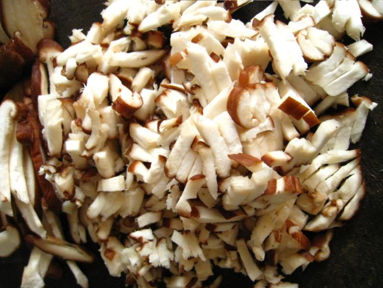 白菜粉丝香菇水饺步骤6