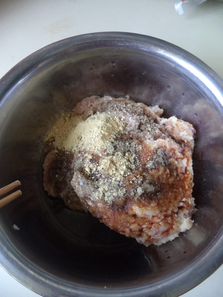 笋肉三鲜水饺步骤9