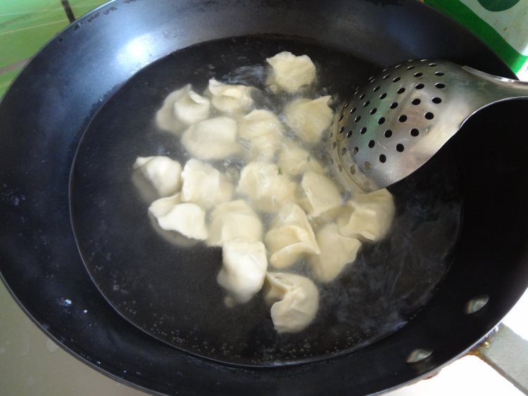 猪肉苦菜饺子步骤9