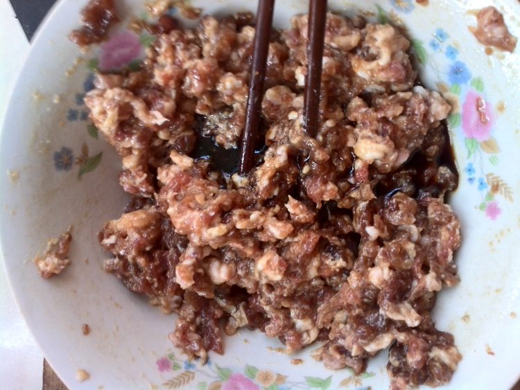 紫甘蓝饺子步骤4