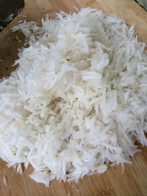 羊肉白萝卜水饺步骤5